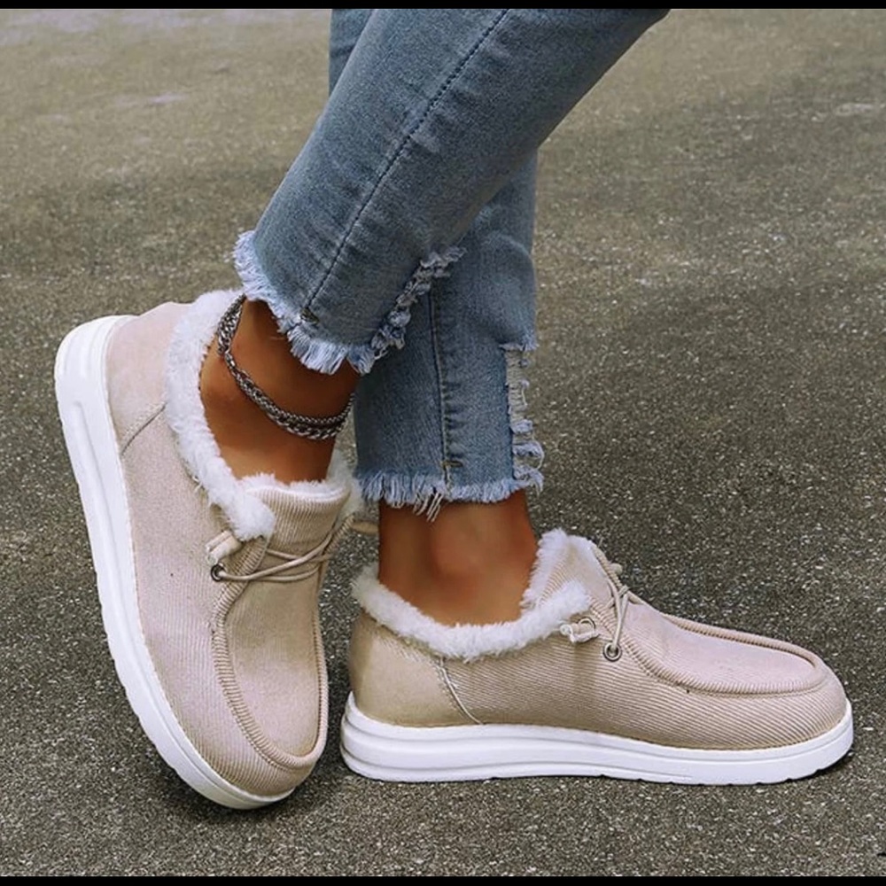 Women’s Fleece Lined Slip on Shoes